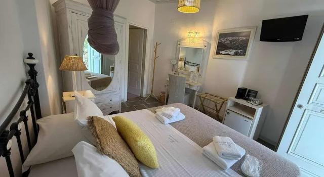Двухместный номер Standard с балконом Kohylia Beach Guest House
