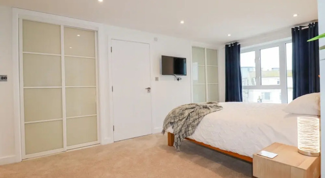 Fistral Retreat, Забронировать Дом для отпуска Отели Ньюки с парковкой, Парковка