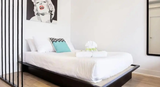 Destination Stays Lofts Saint Laurent, Rezervasyon Otel Plateau Mont Royal Montreal, Complexe Desjardins yakınında