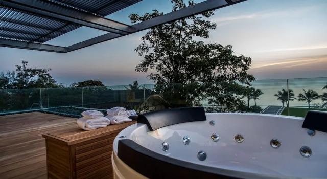 Люкс Grand с балконом Sunsky Villa Huahin