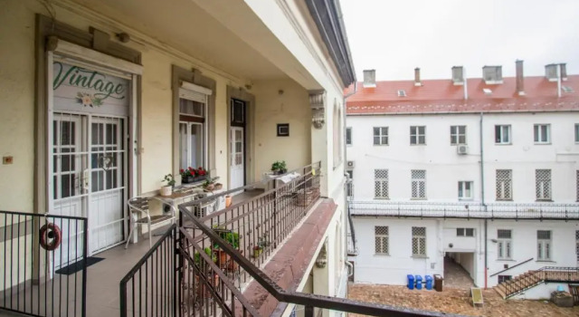 Belvárosi Vintage Apartman a sétáló utcán