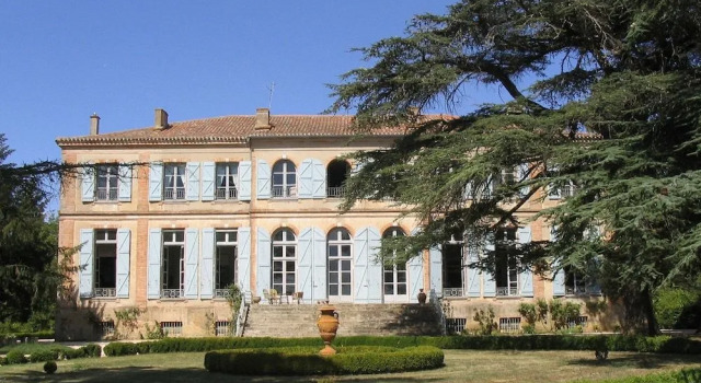 Château de Clermont-Savès, Book Hotel Muret Haute-Garonne