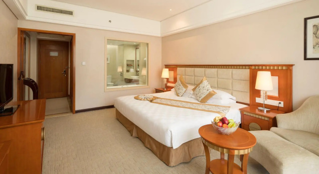 Двухместный номер Deluxe с балконом и с красивым видом из окна Qinghe Jin Jiang International Hotel