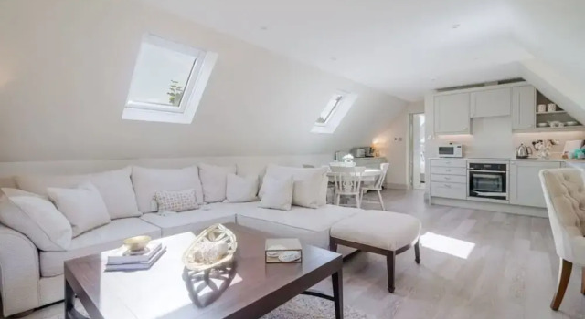 April Lodge in Sunningdale, Varaa Huoneisto Asunnot kohteessa Merseyside, Huoneisto