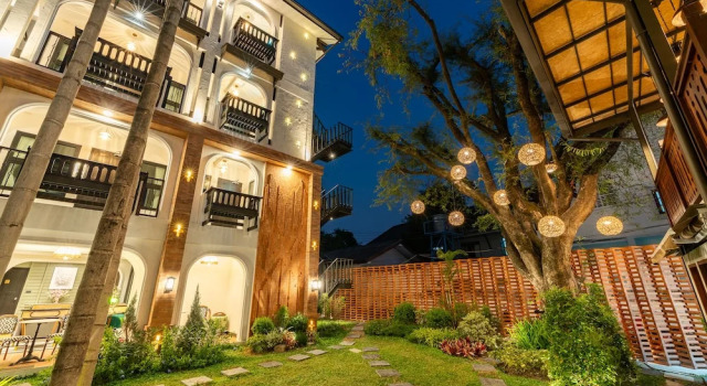Shamrock Chiangmai Hotel-Adult Only, Забронировать Отель Отели Чиангмай с завтраком, рядом с City Art &amp; Cultural Centre, Завтраки