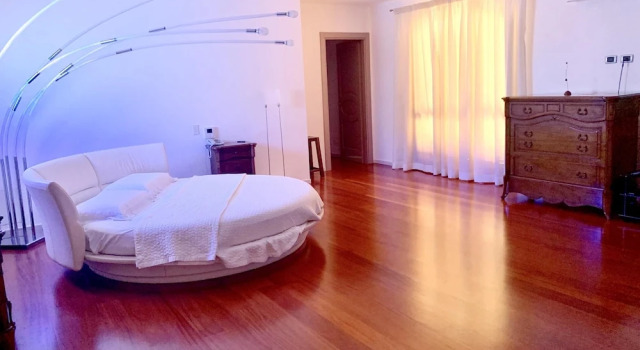 Villa With 4 Bedrooms in Castellaccio, With Private Pool, Enclosed Garden and Wifi