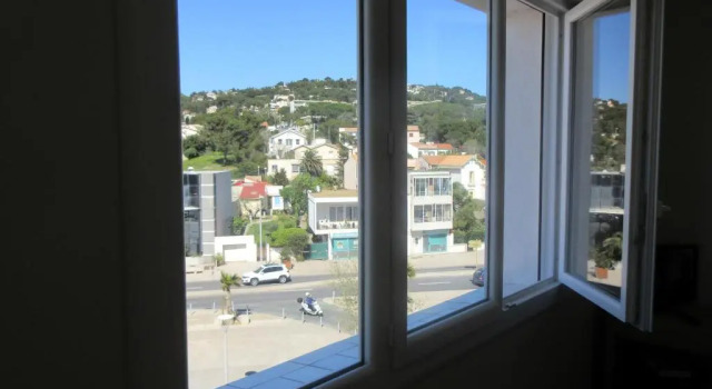 Номер Comfort Hotel Sables Dor