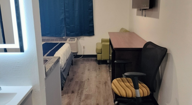 Люкс Deluxe StayInn Grand Forks