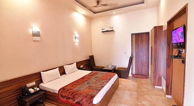 Номер Deluxe Kohinoor Palace