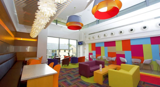 Queens University Belfast - Elms Village - Hostel