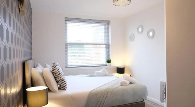 Апартаменты Contractors&Leisure - Bedford Hospital & City Centre inc Private Parking