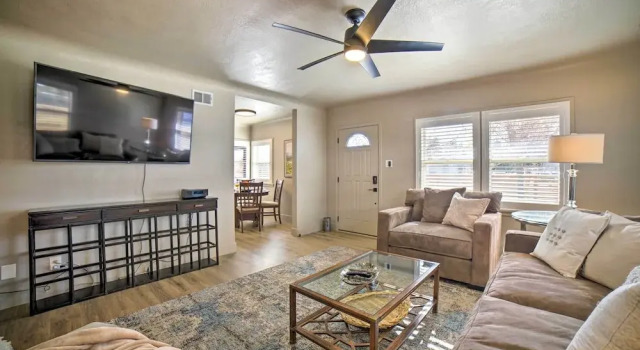 Game Room & Putting Green: Reno Home!, Забронировать Отель Отели Рино 3 звезды, рядом с Washoe Golf Course, 3*