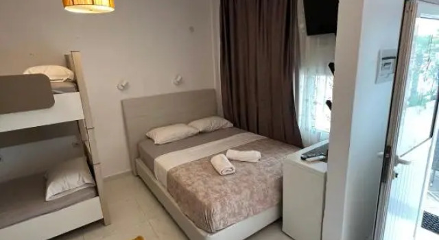 Студия с видом на сад Only One Studios & Suites