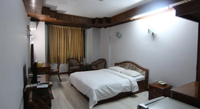 Номер Standard Royal White Elephant Hotel