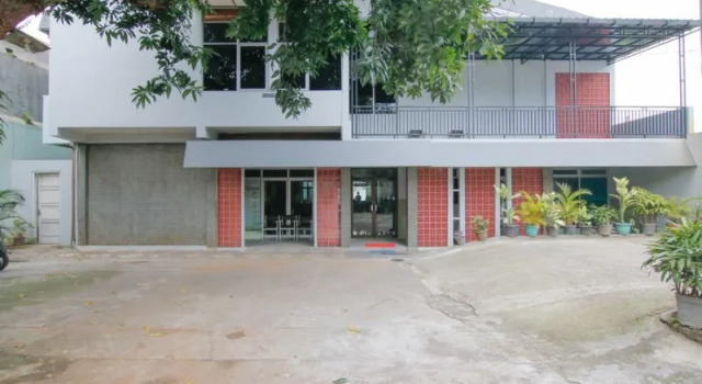 Reddoorz Syariah Near Akademi Kepolisian 2, Varaa Hotelli Semarang Central Java, lähellä Police Academy