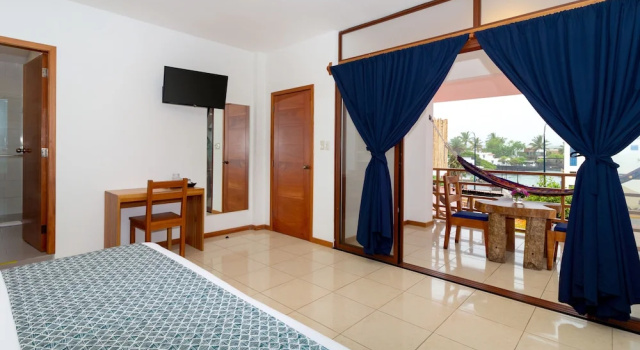 Одноместный номер Superior с балконом Plaza Luna Suites