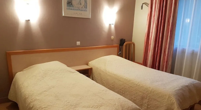 Motel 25, Rezerwuj Motel Socx 