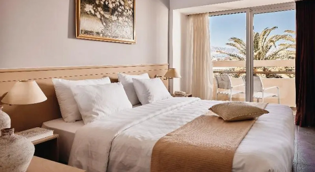 Двухместный номер Standard с балконом и с частичным видом на море Tylissos Beach Hotel