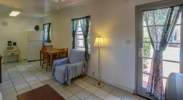 Апартаменты Richards Motel