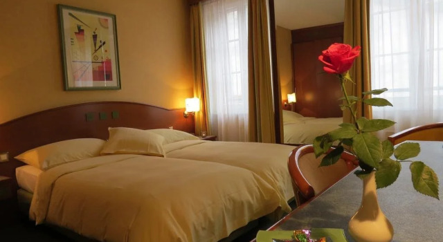 Hôtel du Port, Забронировать Отель Отели Лозанны 3 звезды, рядом с Jordils, 3*