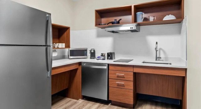 Четырёхместный люкс Everhome Suites San Antonio Lackland near SeaWorld by Choice Hotels