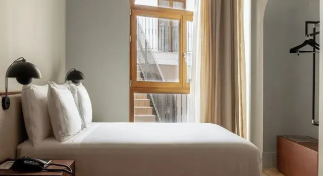 Номер Superior Mercer Residences Sevilla