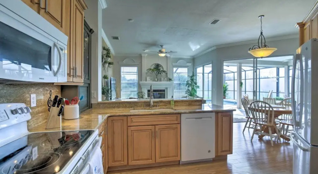 Коттедж Bright & Sunny Riverview Oasis w/ Pool & Pond