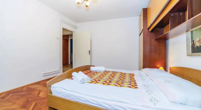 Amazing Home in Tribalj With Wifi and 2 Bedrooms, Забронировать Отель Отели Приморско-Горанской жупания с парковкой, Парковка