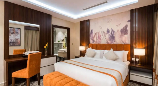 Номер Deluxe Tulip Plaza Hotel