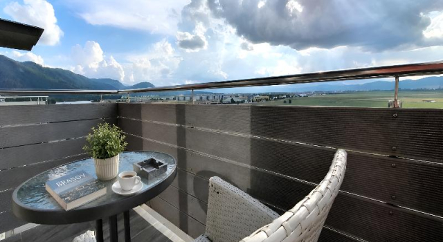 Апартаменты с балконом и с красивым видом из окна Brasov Altipiani Apartments