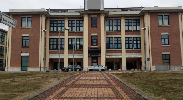 Полулюкс Bella Italia Palace Hotel