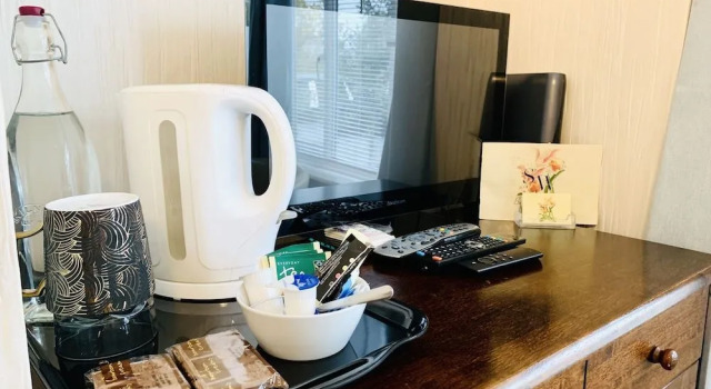 SW Bed & Breakfast, Забронировать Отель Суиндон Уилтшир