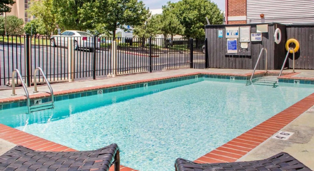 Кровать в общем номере Motel 6 Tulsa, Ok - Central