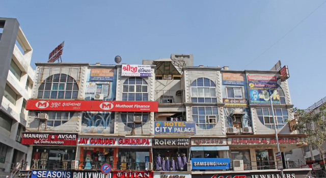 OYO 2427 Hotel Raj Palace, Rezerwuj Hotel Hotele w Gujarat ze śniadaniem, Śniadanie