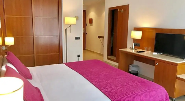 Номер Superior Hotel Calasanz