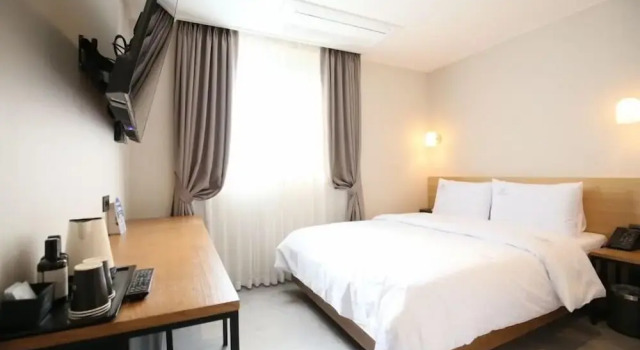 Двухместный номер Standard с видом на город Jeonju Its Hotel