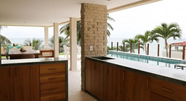 Casa beira mar na praia de Búzios RN, Забронировать Отель Отели Низия-Флореста с бассейном, Бассейн