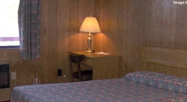 Three Bear Inn, Buchen Sie Hotel Marathon New York State