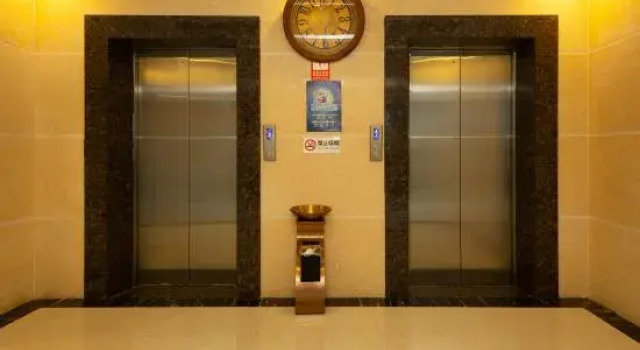 Fengrongxuan Hotel