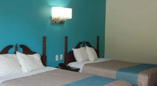 Четырёхместный номер Standard America's Comfort Lodge