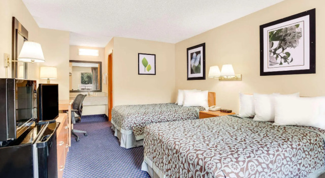 Четырёхместный номер Standard Americas Best Value Inn Aiken