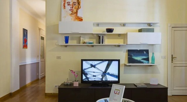 Charming Apartment in Genoa by Wonderful Italy, Забронировать Апартаменты/квартира Апартаменты Генуи, рядом с Ратуша Генуи, Апартаменты/квартира