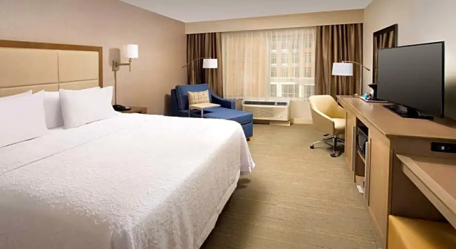 Run of House Hampton Inn Wilmington Downtown