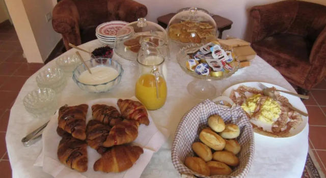 Dimora Il Palazzetto, Reserva ahora Hotel Cugnoli Abruzos