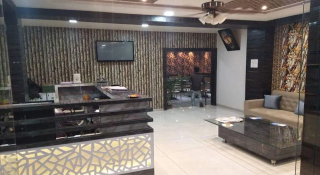 Hotel Raj Palace