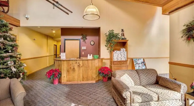 Highridge Condominium Unit E11, Varaa Hotelli Hotellit New England uima-altaalla, Uima-allas