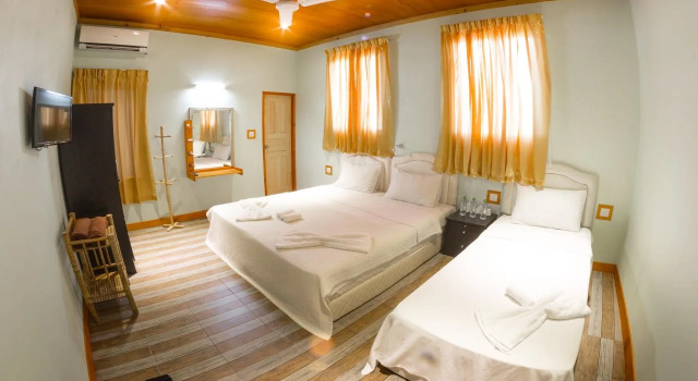 Zest Cabana, Prenota Hotel Hotel a Atollo di Kaafu con parcheggio, Parcheggio