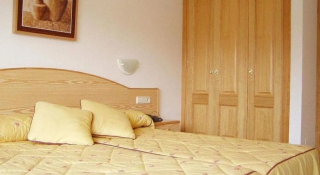 Pensión Playa Mar Cachadiñas, Забронировать Отель Сан-Висенте-до-Мар O Grove Peninsula
