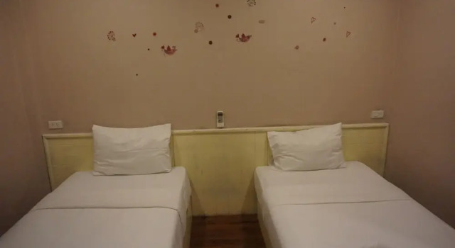 Номер Standard Queens Hotel