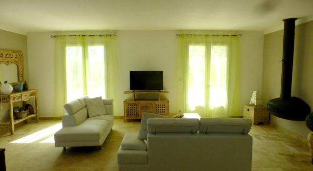 Villa With 3 Bedrooms in Lirac, With Private Pool, Enclosed Garden and